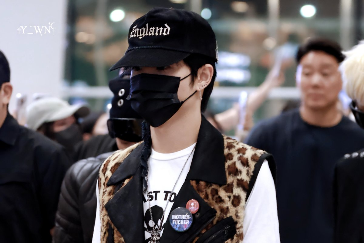 Y_forjihoon's tweet photo. 260812 ICN출국

#JIHOON #GEEHUN #지훈 #ジフン
#TREASURE #트레저 #トレジャー https://t.co/YvkHKJli5m