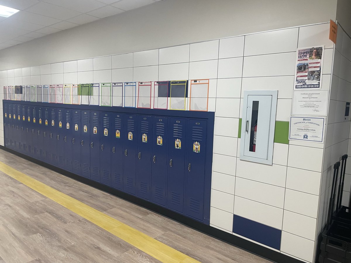MsKazemi57461's tweet photo. Happy First Day of School !! 😊I am so excited to see my Pre-K students and watch their growth this year !!Lets go! 😊@Aikineagles #RISDPrek #RisdDreamBig #RISDdreamon https://t.co/dFeRTeHIvr