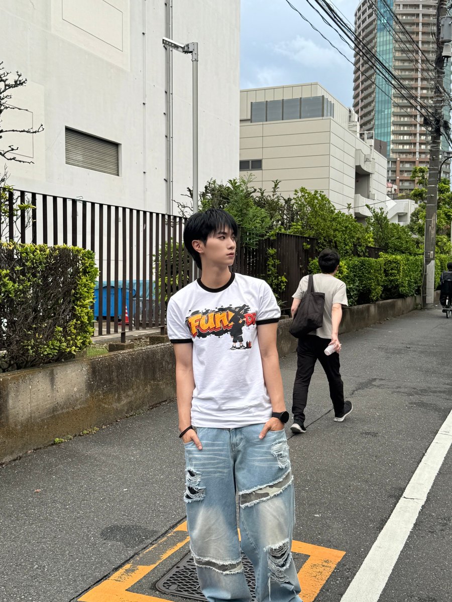 AIMERS_members's tweet photo. FunK😎
Thanks, #BEBOLDBECOOL #iMuz 

#AIMERS #에이머스 #DORYUN #도륜 https://t.co/4CiqASCz9V