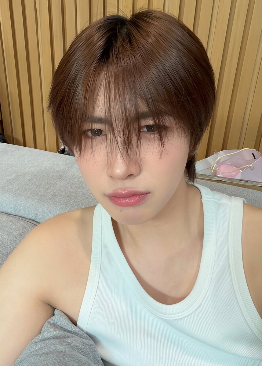 emflaek's tweet photo. ไรเตอร์ด้อมนี้อยู่ไหนคะ พี่ต้องการตัวน้องด่วนที่สุดดดด เร้วๆๆไไๆๆๆๆๆ🤧

#TleFirstone #เติ้ลเฟิร์สวัน
#TLE_mtm #FirstOne https://t.co/TfPzv3tFHK