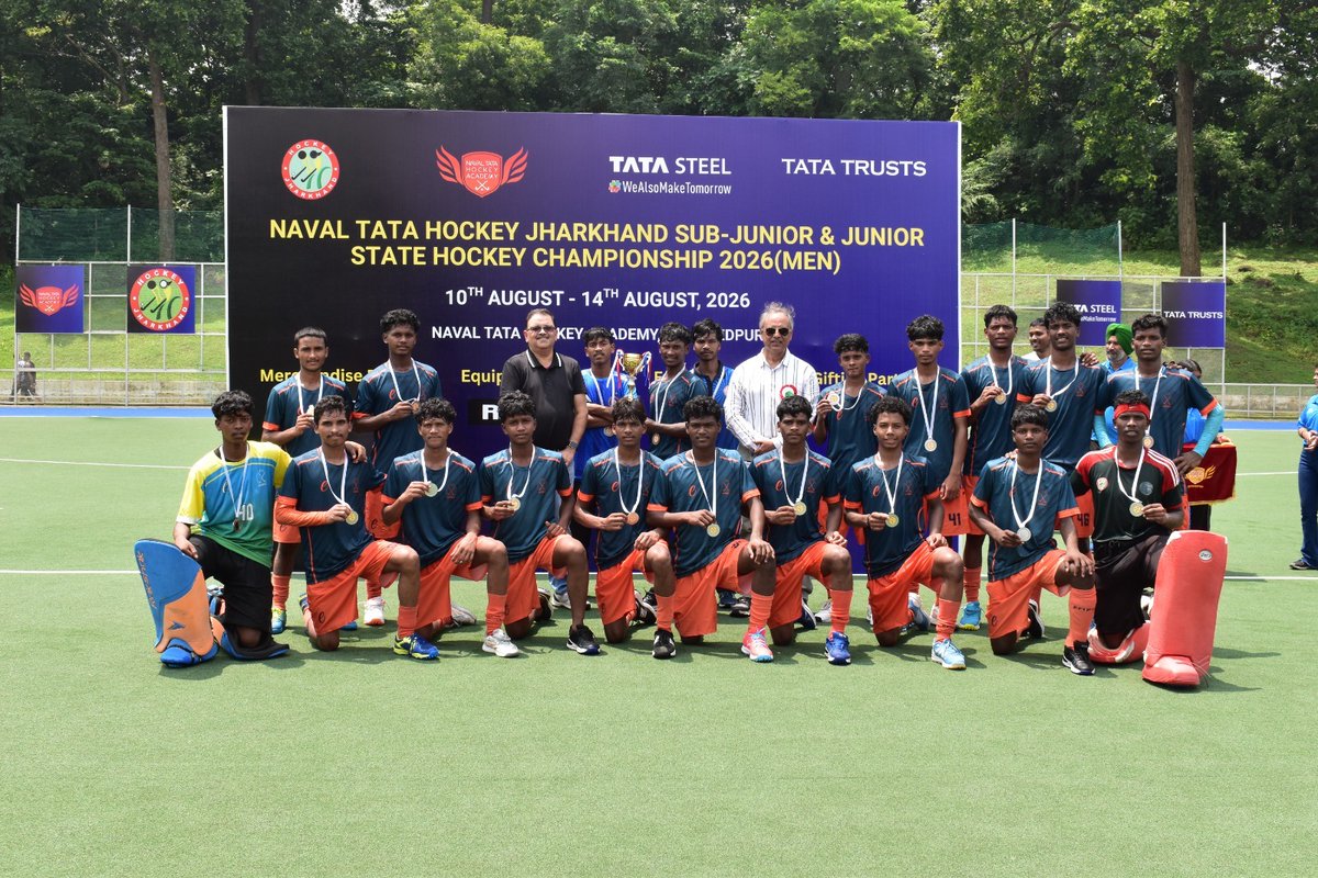 airnews_ranchi's tweet photo. 🏑 #नवल_टाटा_हॉकी_झारखंड_सब_जूनियर_स्टेट_चैंपियनशिप का खिताब #एनटीएचए ने खूंटी को 5-2 से हराकर जीत लिया है। 

🥉#रांची की टीम सिमडेगा को हराकर तीसरे स्थान पर रही। 

👉 #NTHA आज से 14 अगस्त तक जूनियर स्टेट हॉकी चैंपियनशिप की मेजबानी भी कर रहा है। #Hockey https://t.co/PwMRXlyoA9