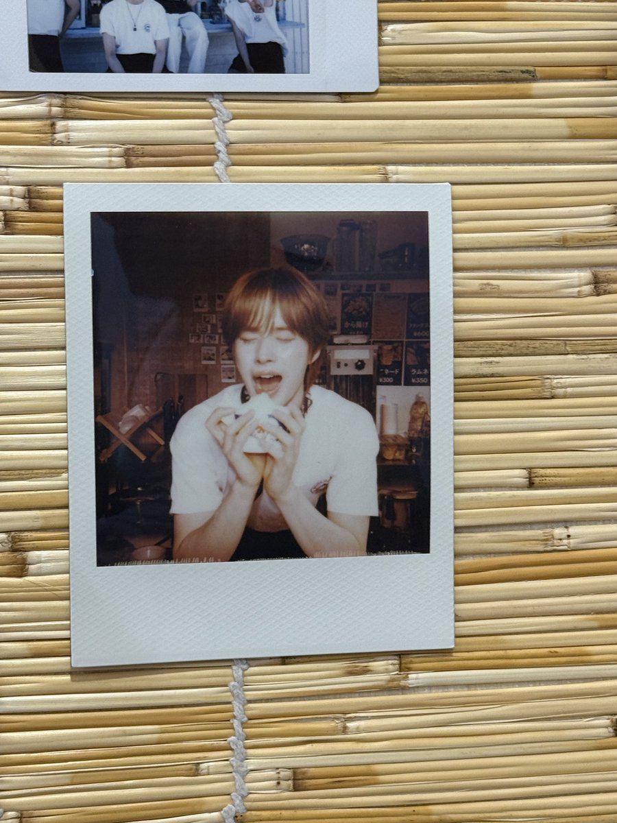 ktaengs2's tweet photo. 엄청 기욥자나 https://t.co/xxvvEfXIgF