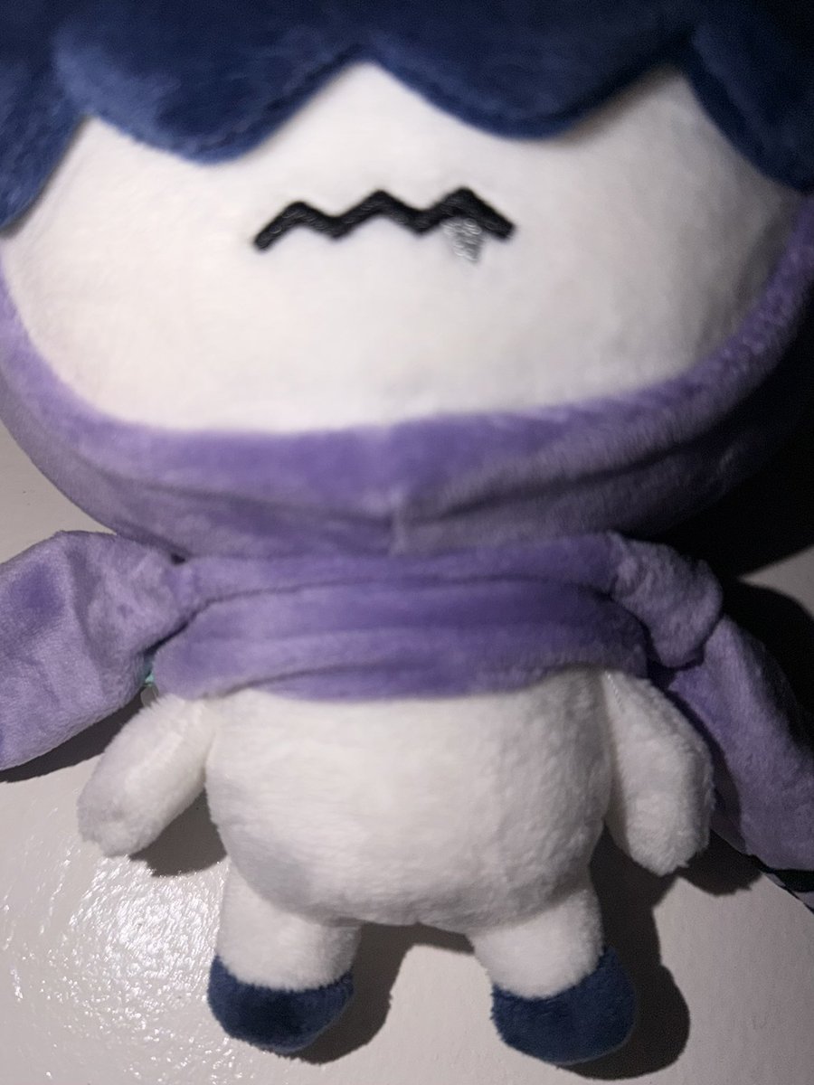 ggumpanics's tweet photo. they were right he Does have tiny arms https://t.co/Q2EvQ9t1RQ
