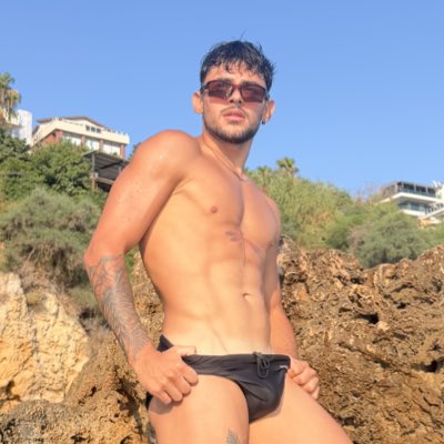 immasyren's tweet photo. #NuevaFotoDePerfil https://t.co/dxV4J6mMzW
