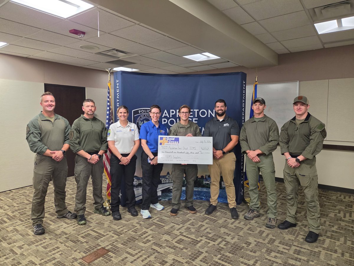 appletonfire's tweet photo. Thank you Gold Cross Ambulance for supporting the our Tactical Emergency Medical Services (TEMS) Team with a $1,600 grant!

Funds will be used to purchase battery powered suction units that are better suited for the limited space and mobility needs of TEMS operations. https://t.co/71iLBRLV2f