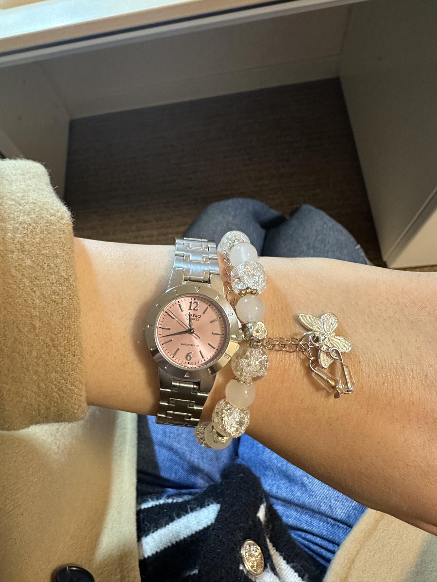 moonieflor's tweet photo. NANGISSS 😭 Casio pink seri ini cantik PARAHHH. Sekali liat langsung jatuh cinta 🩷✋🏻 https://t.co/i7gH8Xcvae