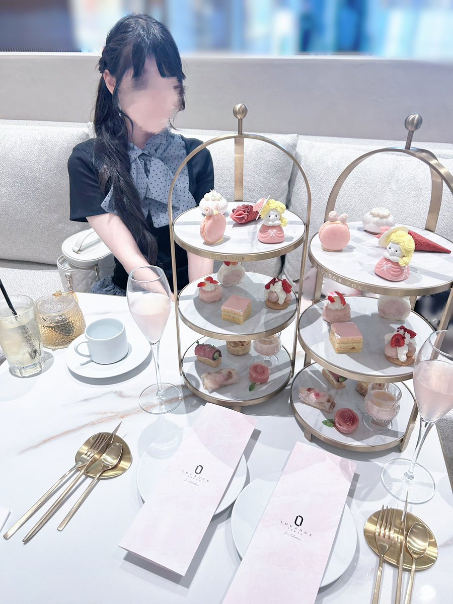 Na_lv177's tweet photo. ❤︎LOUANGE TOKYO Le Château
念願のルワンジュɞ̴̶̷̥⩊ɞ̴̶̷̥♡
食べやすくて美味しかったです♩♩ https://t.co/Eu0ycQMWo5