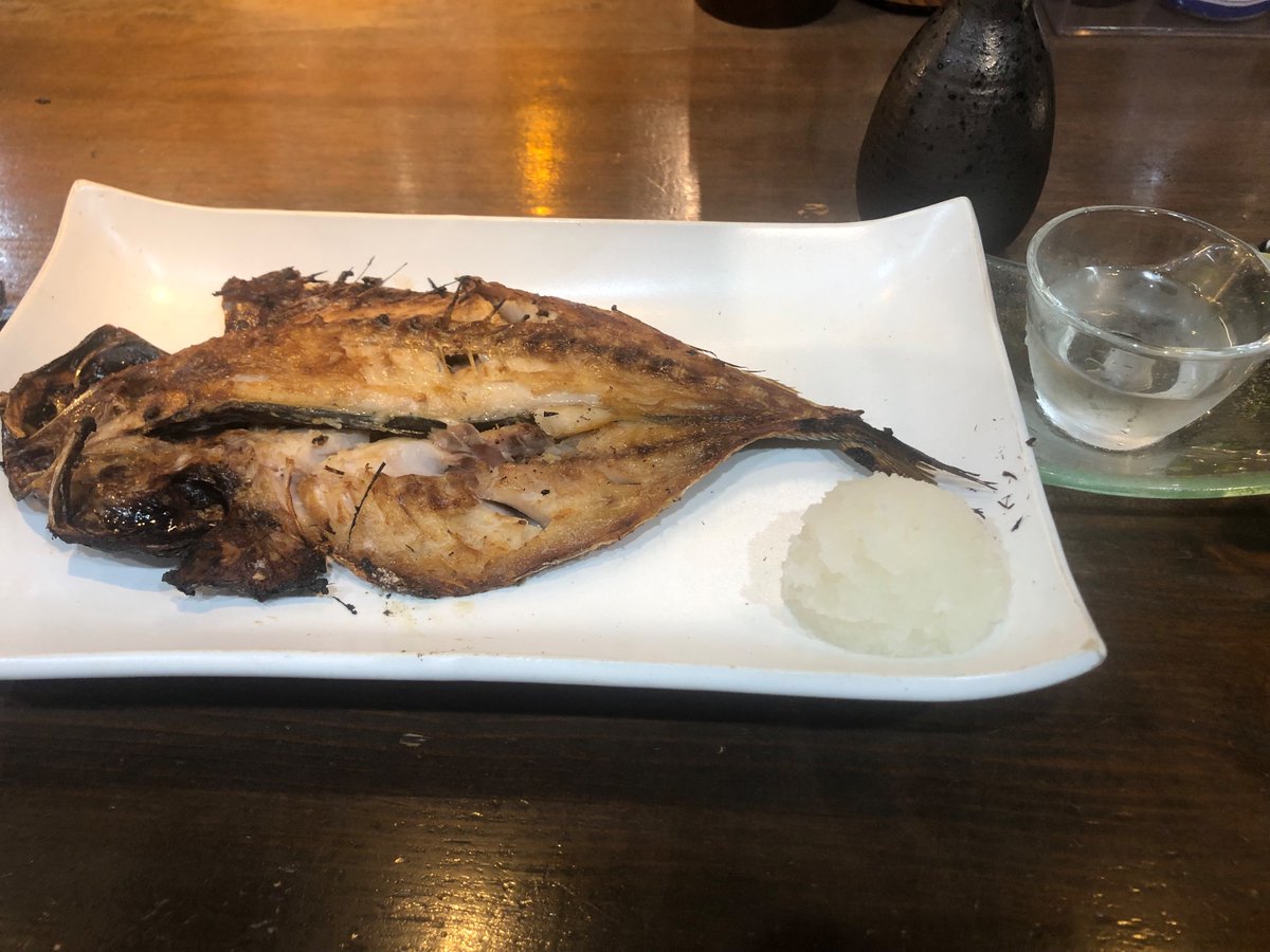 runva0429's tweet photo. 今日の甲子園は過去一涼しかったわ。こんなん夏の高校野球ちゃうわ！
午前中は住吉大社、締めはとろあじの干物とイワシ丸干しで。
明日は京都行くでえ。
#わた散歩　#ブラワタル　#甲子園　#高校野球　#るんば旅　#るんば酒場放浪記 https://t.co/HJOUzPduGJ