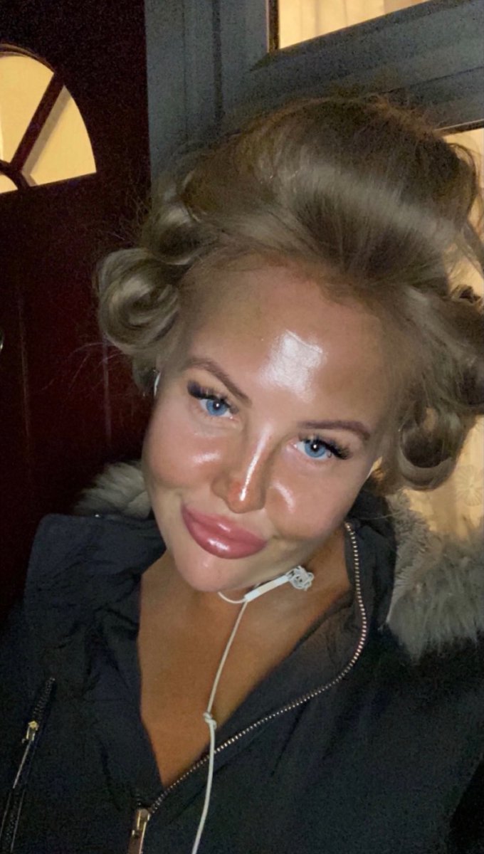 goddesshazel9x's tweet photo. OFFERING RELAPSE SESSIONS FOR SERIOUS LOSERS WHO ARE WILLING TO RISK AND LOSE IT ALL💦🔥😈

😈VIDEO/VOICENOTE RESPONSES 
😈CUSTOMS
😈D1CKRATES
😈JOI/CEI/SPH 
😈HUMILIATION TASKS
😈ROLEPLAY
😈PHONECALL
😈VIDEOCALL
😈DRAIN
😈FEET CONTENT
😈CHASTITY(DEPOSIT)
😈BLACKMAIL(DEPOSIT

Findom paypig