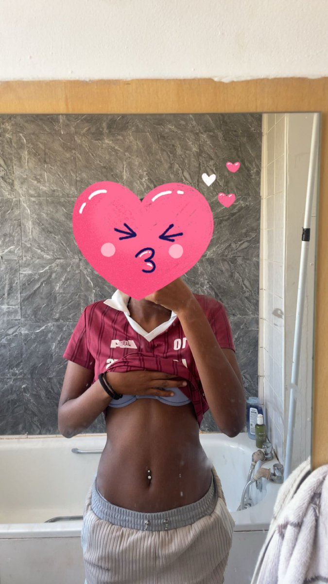 RoseVelvet456's tweet photo. lost 2kg!! not seeing much of a difference thoughhh🥲🥲. i think imma do more cardio https://t.co/kRhNYKxnS7