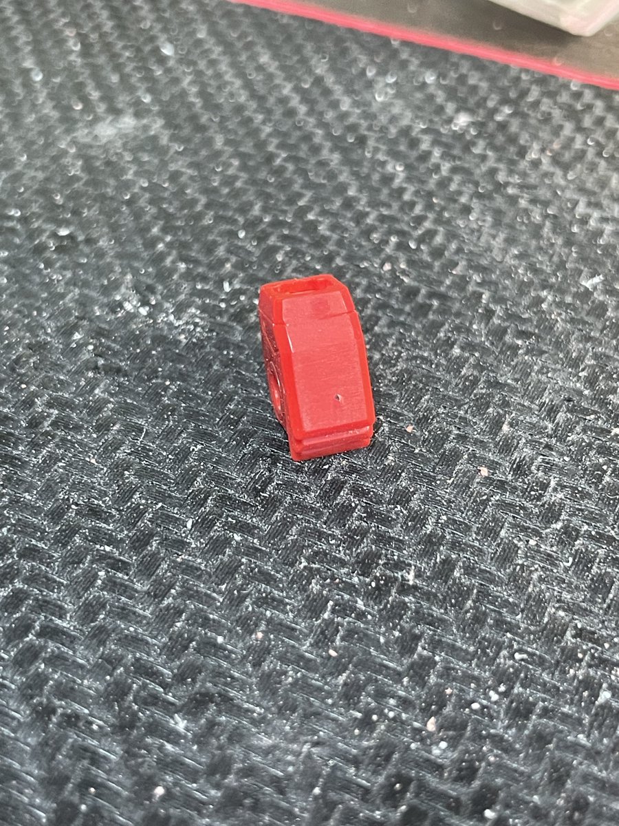 mobiusterman's tweet photo. 欲しいきっとがないからメルカリでキットを買うことが多いワイ。

中古だから切った時にえぐれてたりする物があるのでしっかり修正

パチ組されてて、安いからついつい買っちゃう🤣 https://t.co/MP2GFbPKJ3