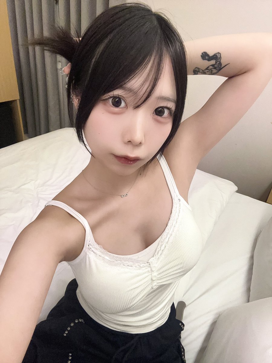 __4O1's tweet photo. 暑すぎてやってらんねー https://t.co/GB8KkTcK3I