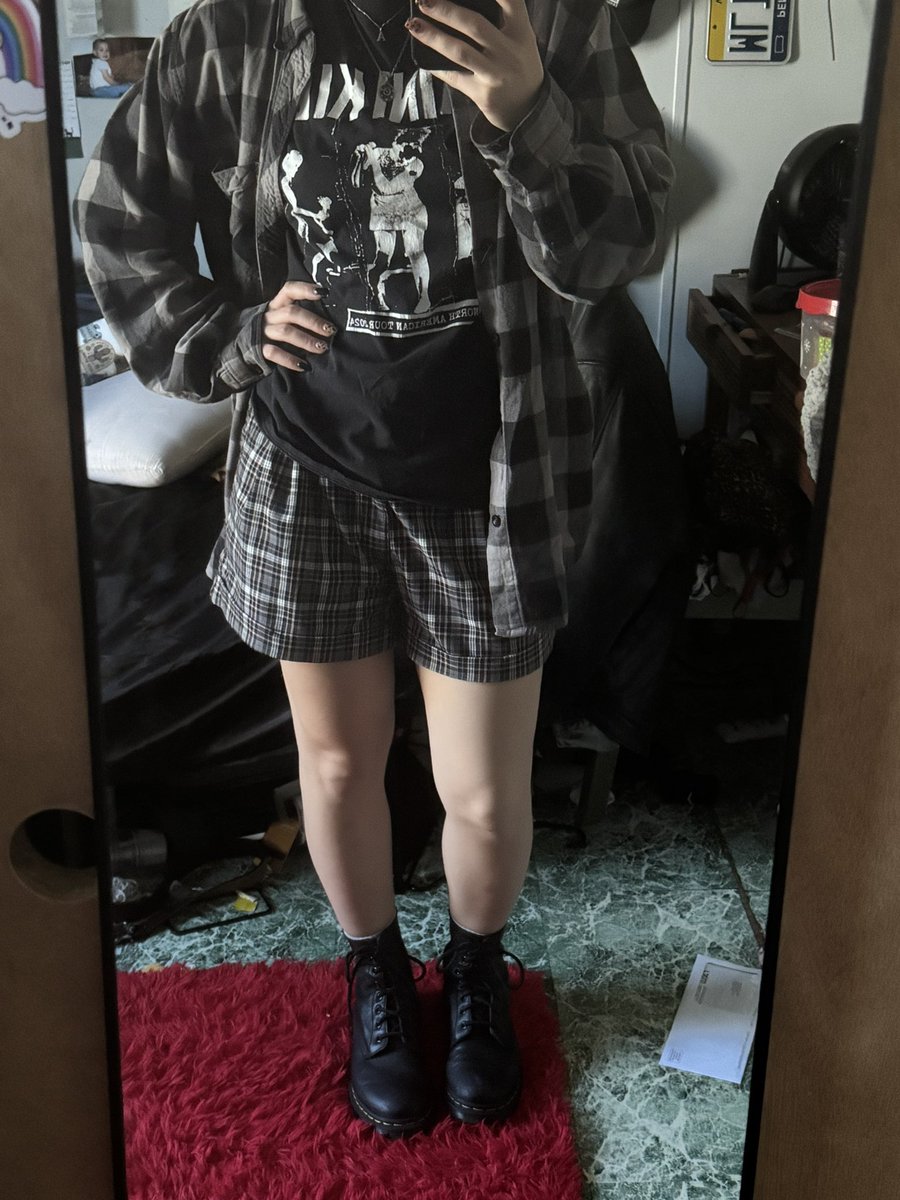 doggyfemme's tweet photo. is my fit tough or what https://t.co/se3raHVLYf