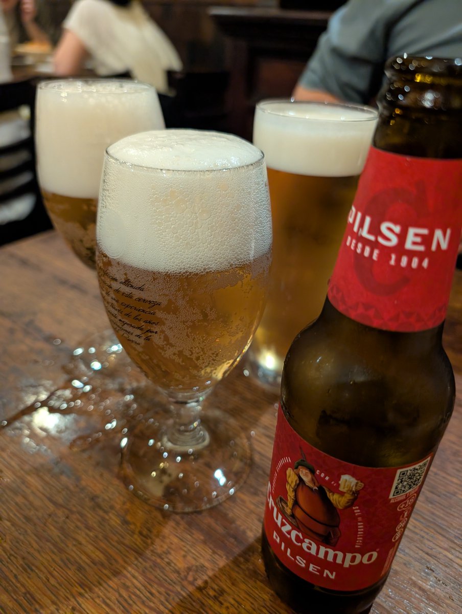 luwright0215's tweet photo. バル飲み https://t.co/DfaMw9siel