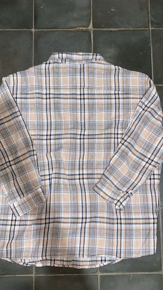 pienpixie's tweet photo. kemeja kotak made in korea💓
ld 100-110
💸35.000 bahan katun tebel
send via shopee https://t.co/OtvXm9ZJbE