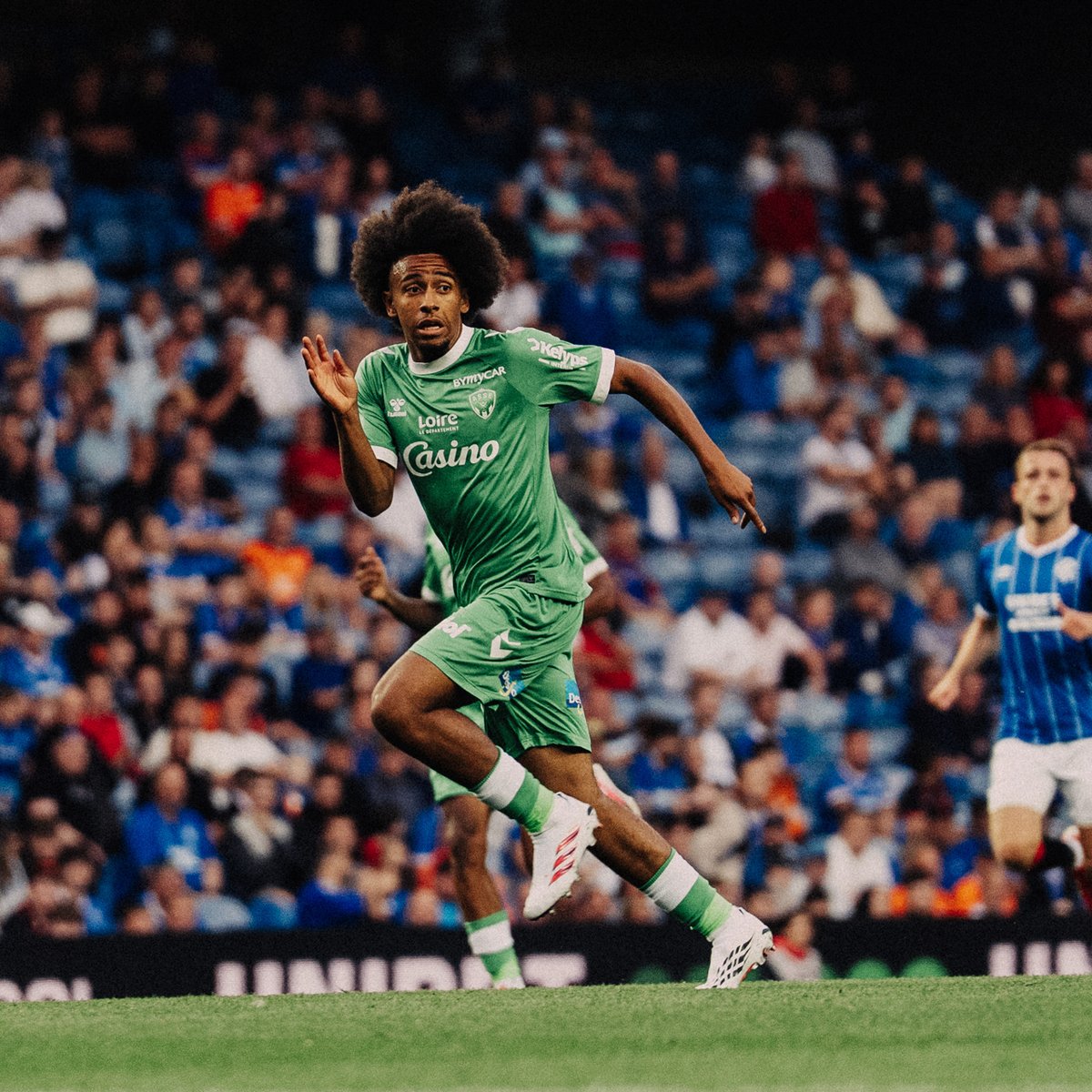 ASSEofficiel's tweet photo. ℹ️ Luan Gadegbeku (19 ans) rejoint le @PauFootballClub en prêt pour cette saison 2026-2027 ! 

Bonne chance à notre jeune Vert qui retrouve Axel Dodote, un autre membre de la #GénérationVerte ! 👇
