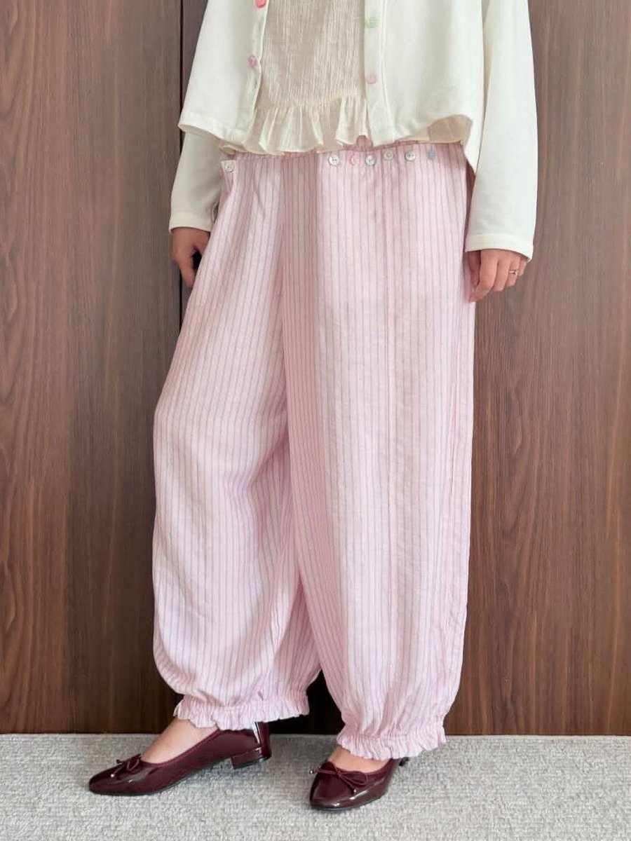 xxxirraaa's tweet photo. Girls kalian yang nyari baju gemes - gemes, coba deh mampir ke brand lokal satu ini👍🏻🌷🎀 https://t.co/eKVgrx3KMi