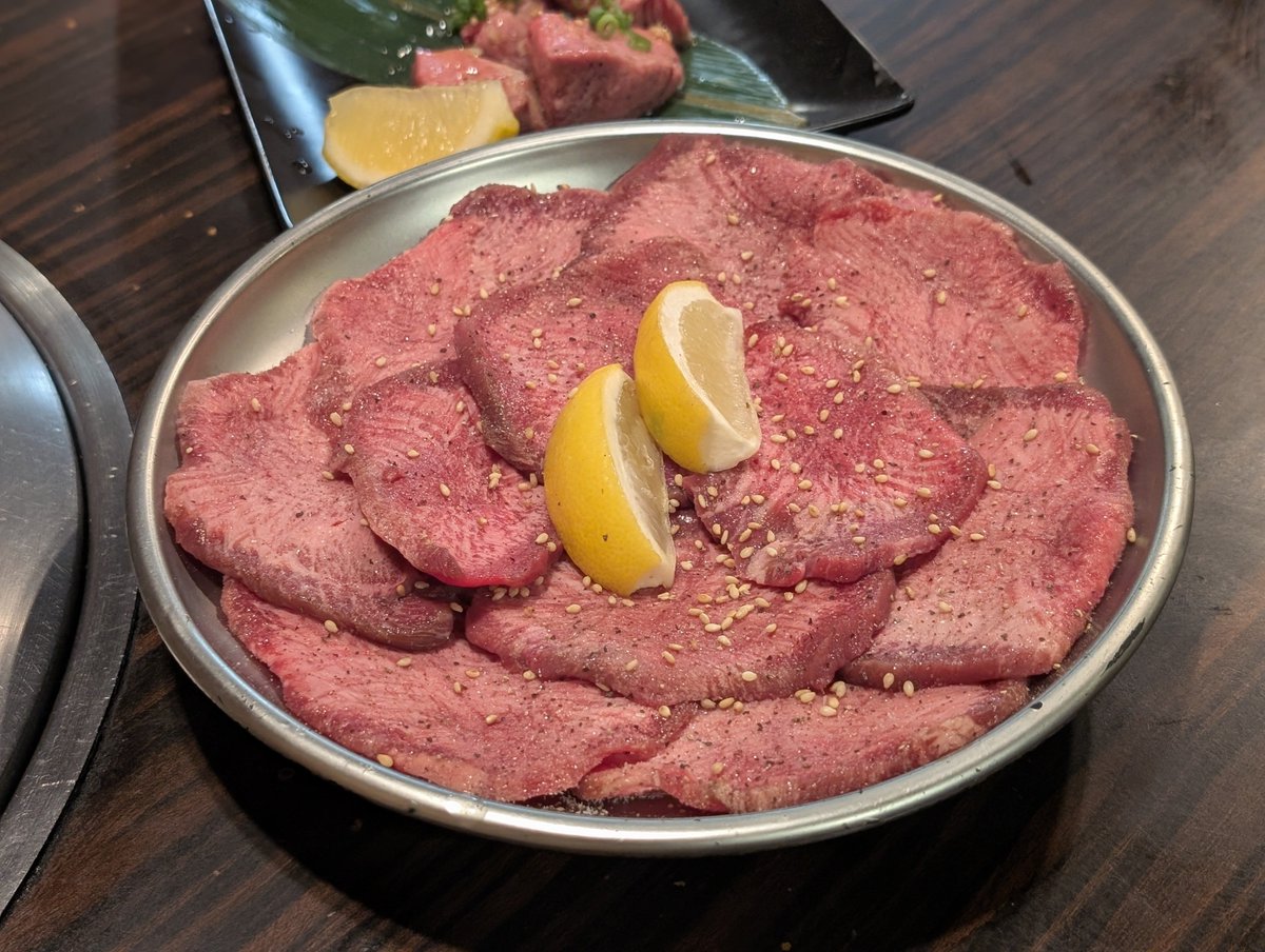 marimimi0511's tweet photo. 久しぶりの焼肉ー！🐮 https://t.co/YEoJVeFuBI
