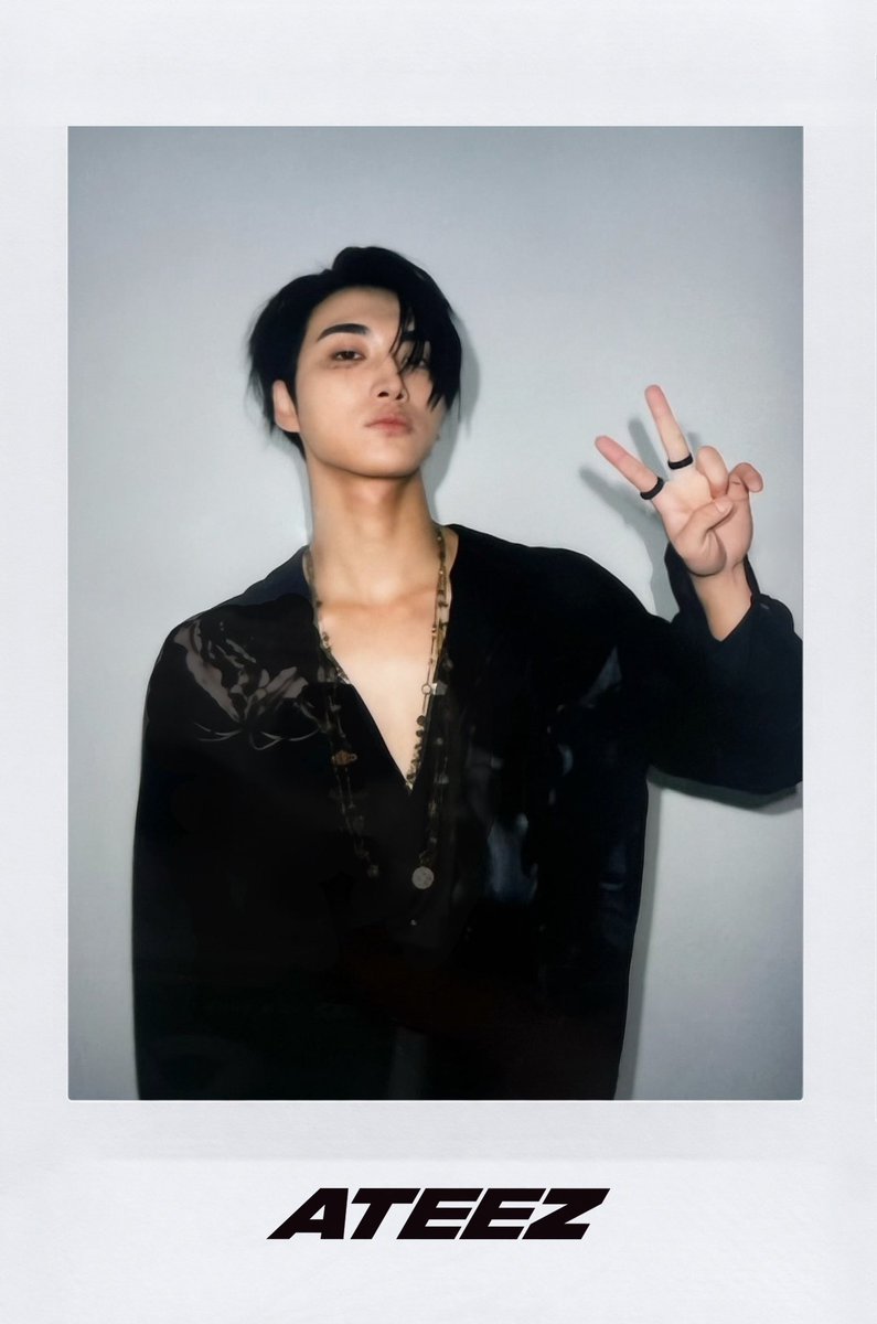 nobodylikehwa's tweet photo. [📷] GOLDEN HOUR : Part.5 BEHIND POLAROID 

#SEONGHWA #성화 https://t.co/kCDhA7ywQq