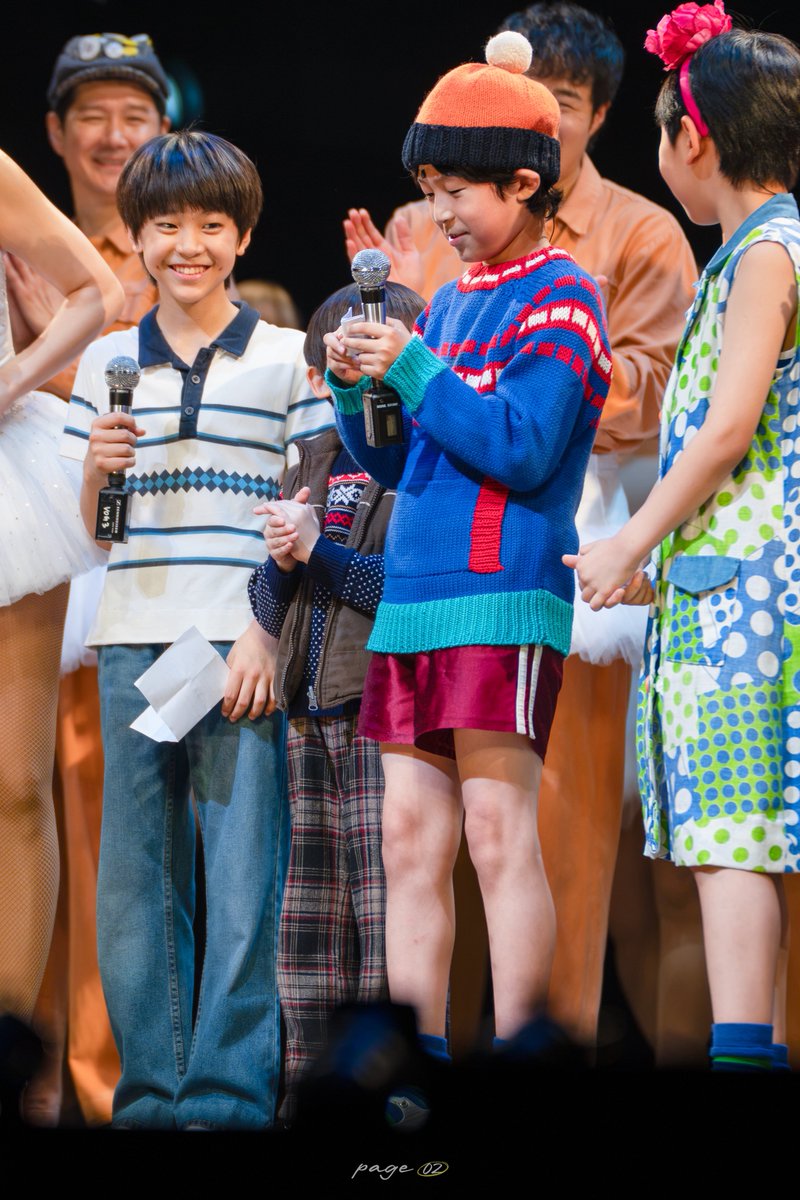 page__02's tweet photo. 𝟮𝟬𝟮𝟲.𝟬𝟳.𝟮𝟲 𝗕𝗜𝗟𝗟𝗬 𝗘𝗟𝗟𝗜𝗢𝗧
뮤지컬 <빌리 엘리어트> 막공 무대인사

마이클｜#김효빈

야무지게 양말에서 편지 꺼내기➿ https://t.co/Afg6pP90c7