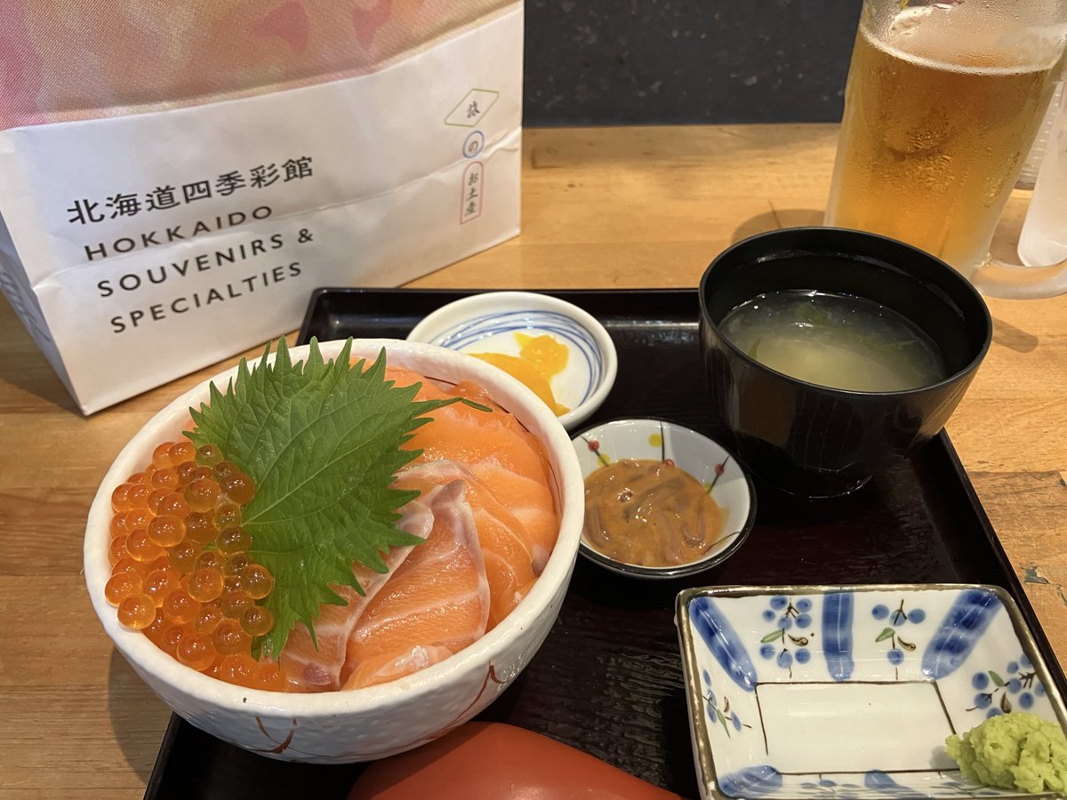 ToyamaBike's tweet photo. 旅の日記📝
札幌・支笏湖
地球岬・函館 https://t.co/XuHEHyyern