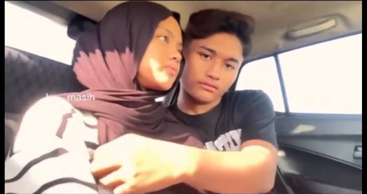 Sondos_kn's tweet photo. many discussing this😍want vid link in bio💯
#awektudung #awekcun #malaysia https://t.co/54tohHIvDz
