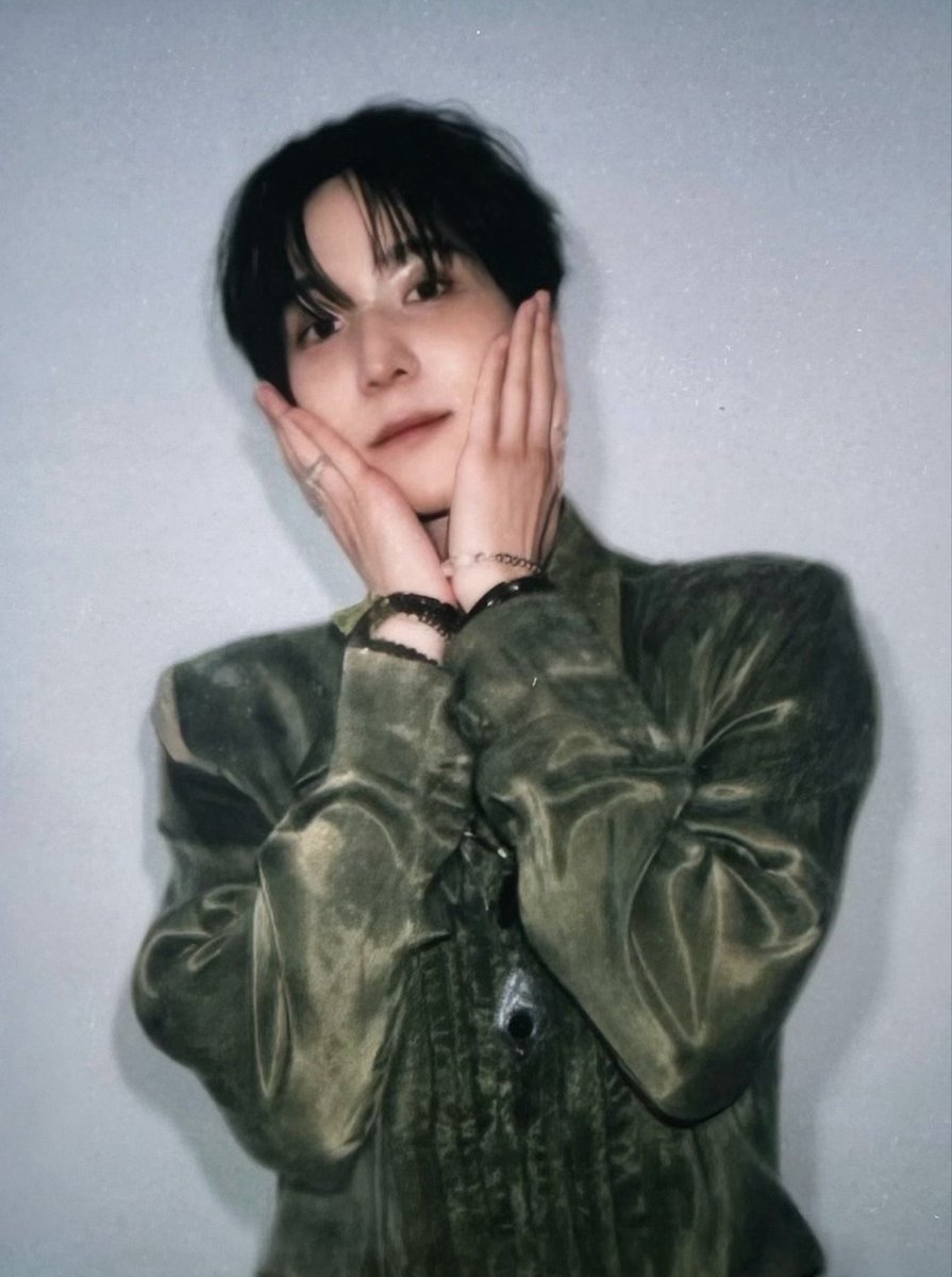 _WS8117's tweet photo. babyyyyygirl https://t.co/rmy2wHm42q