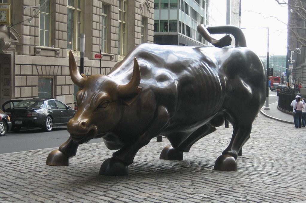 GeorgeAFowler1's tweet photo. Gold is old money; BTC is new money. Both are reactions to fiat dilution. The barbarous relic finally has digital competition. #Bitcoin https://t.co/5brXFAYP6Y