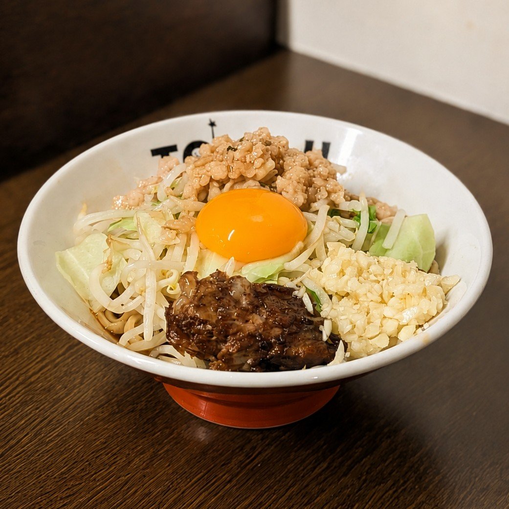 k6343_'s tweet photo. 【木曜限定　とめ治郎始めます。】
明日の夜営業から
とめ治郎🍜¥1,100　スタートです。
【ラーメン】と【汁無し】
ご用意しています。

⓪レギュラーメニューはお休み
①30食限定
②ワンオペのためコールは無し
④大盛ありません

皆様のご来店お待ちしております🔥 https://t.co/EiWvHIRfSR