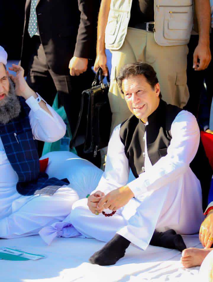 khan_alb's tweet photo. اے موسیٰؑ کو فرعون سے بچانے والے رب
آج عمران خان کی مدد فرما https://t.co/0dGtKO32ii