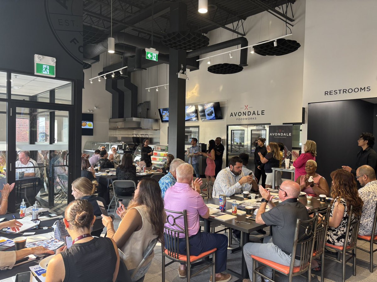 MBOTOntario's tweet photo. @insurancelandca Venue host, @AvondaleFW, speaks about their offerings, including catering services https://t.co/vThjMxnMVQ