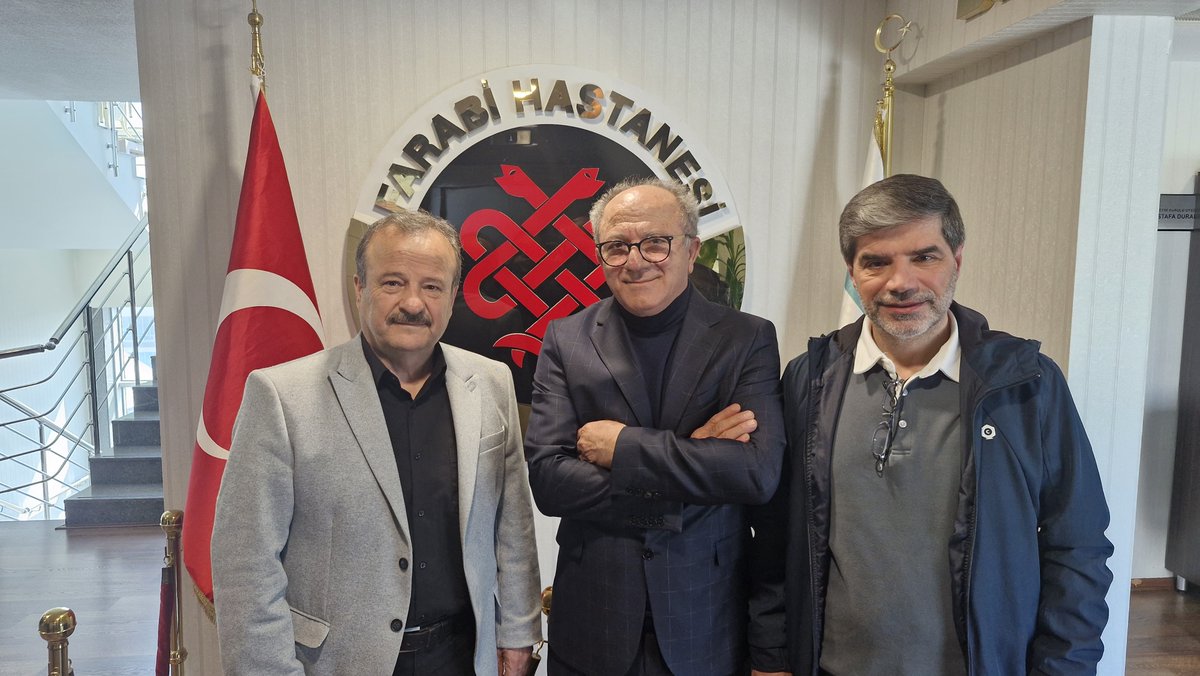 Zeki4303's tweet photo. 344 Okul raflarına 137.000 kitabı yerleştirmenin mutluluğunu yaşıyorum. Bu manada kitap bağışında bulunan,kütüphaner kurmamız destek veren herkese teşekkür ediyorum. https://t.co/U8kmuUTqwI