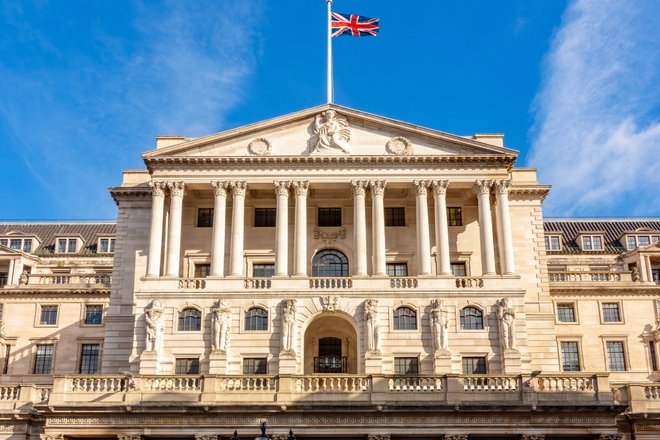 itsfirefeed's tweet photo. 🇬🇧 THE UK IS TESTING DIGITAL MONEY

The Bank of England is testing stablecoin and a potential digital pound in the same cross-border trade transaction, with Polygon helping power the settlement infrastructure. https://t.co/y94ZzUCzX0