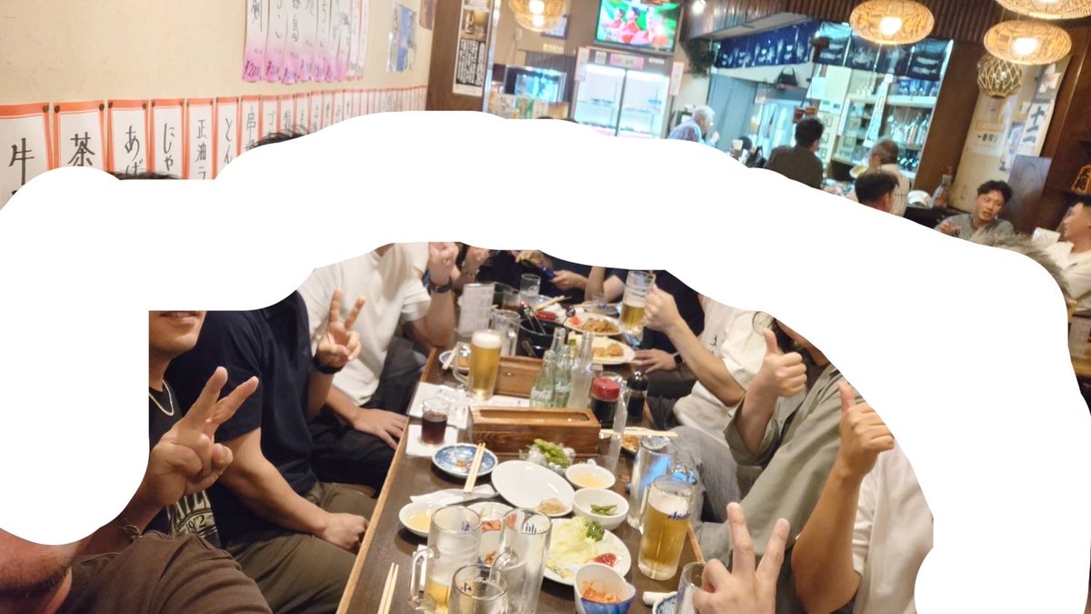 patuo_sougou's tweet photo. 今日は専門学校時代の旧友と同窓会🍻昼から今まで呑んでベロベロ🍺 https://t.co/wRgCmDT5Lk