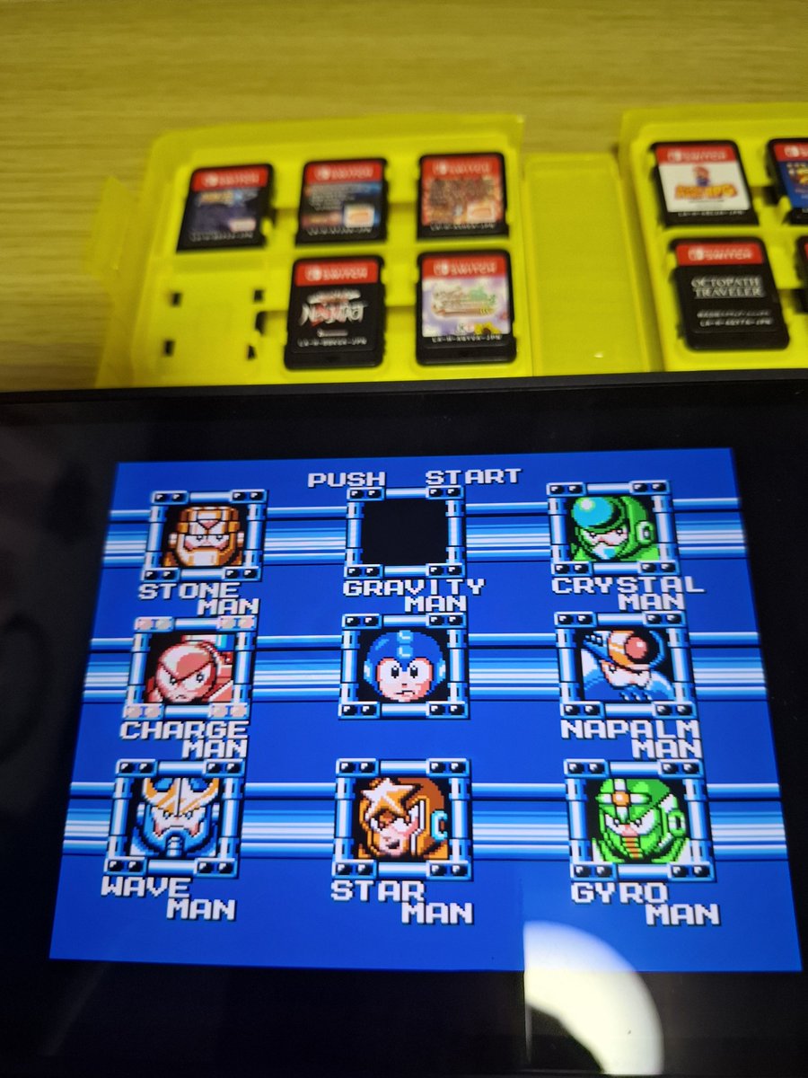 CFm5itICrsErdLS's tweet photo. Switch2ロックマンコレクション
ロックマン5グラビティマン撃破
小さい頃ファミコンでやってた懐かしい https://t.co/u548doWxzk