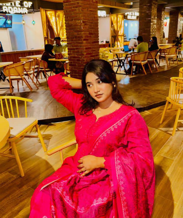 Afrinnw's tweet photo. Restaurant ❤️♥️😘 https://t.co/tGMSp4kGDj