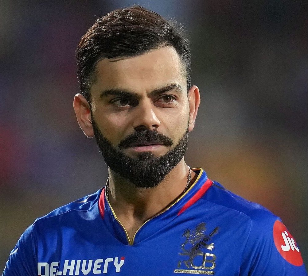 Hsharma2712's tweet photo. Virat Kohli or Rohit Sharma 🏏
Who would you choose ?
Tell me in comments. Let see who win🏆
#cricket #indiancricket #viratkohli #rohitsharma https://t.co/5y6Ji3Lms9