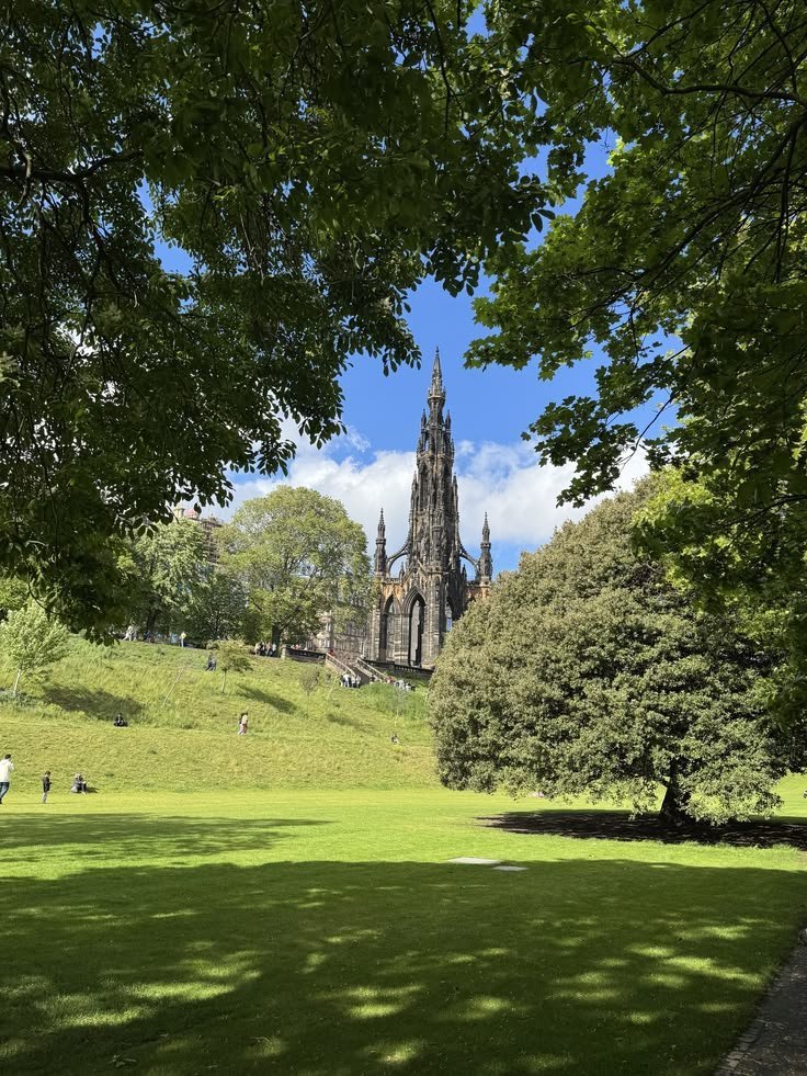 flower6260's tweet photo. Edinburgh, Scotland https://t.co/L59mcxCFwu