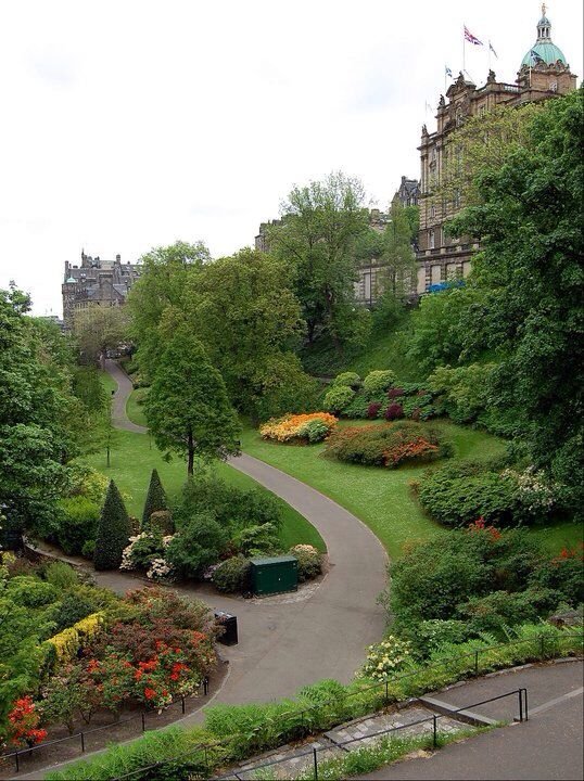 flower6260's tweet photo. Edinburgh, Scotland https://t.co/L59mcxCFwu