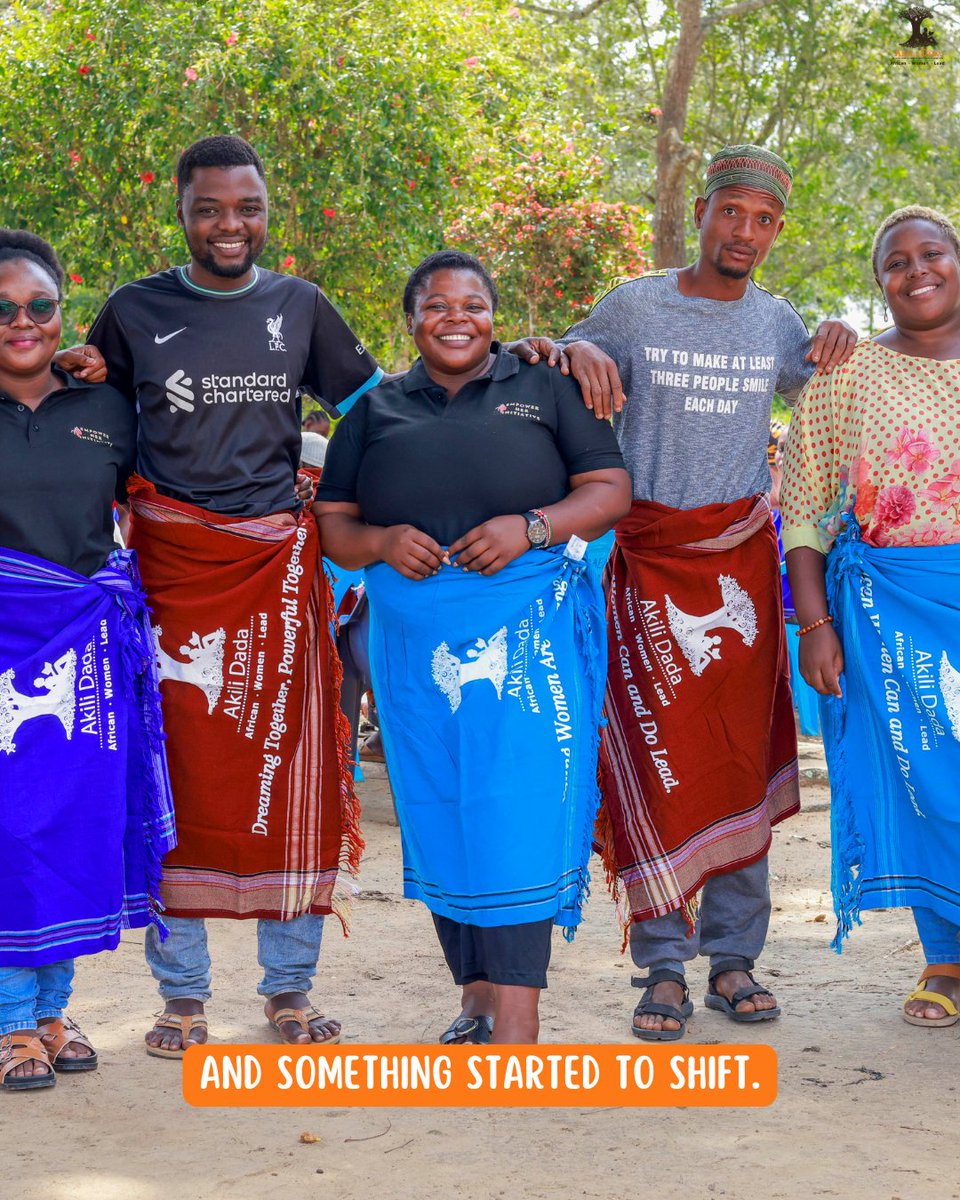 AkiliDada's tweet photo. They identified barriers affecting women and girls, from land ownership and education to participation and gender equality.

Through community dialogues, rights training and engagement with community gatekeepers, they turned what they had learned into action.

And they began seeing shifts: young women were stepping forward, speaking up and participating in spaces that had not always included them.