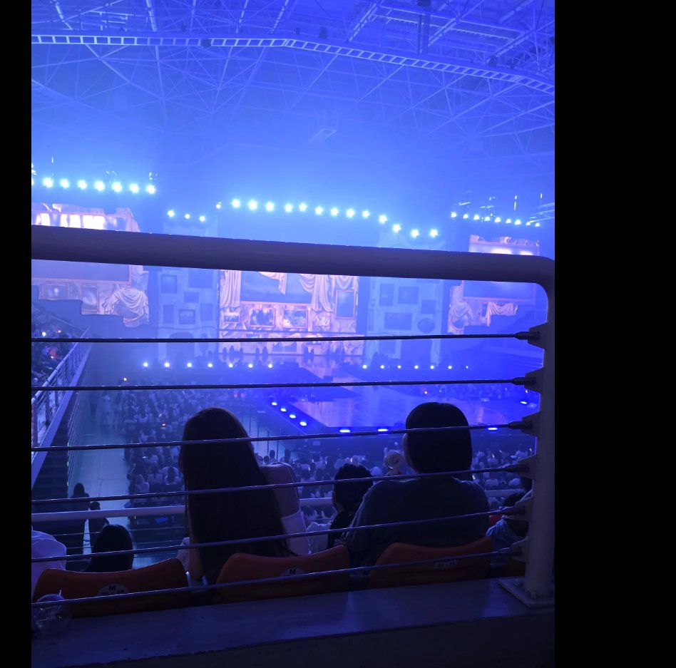 revontulet_0513's tweet photo. 화정체육관 시야 확인 
➡️ https://t.co/kcOFitvx8H
스탠드 6열은 시야방해가 심하니 웬만하면 7열이나 5열로(시야방해석 사 놓고 욕하기 없기)
참고로 2층 올라와서 한바퀴 도는 포포몬쓰를 하면 6열 앞 통로가 런웨이가 된다고 함 (그런 연출이 꼭 있다는 건 아님!!!!) https://t.co/PsAlu922ZQ