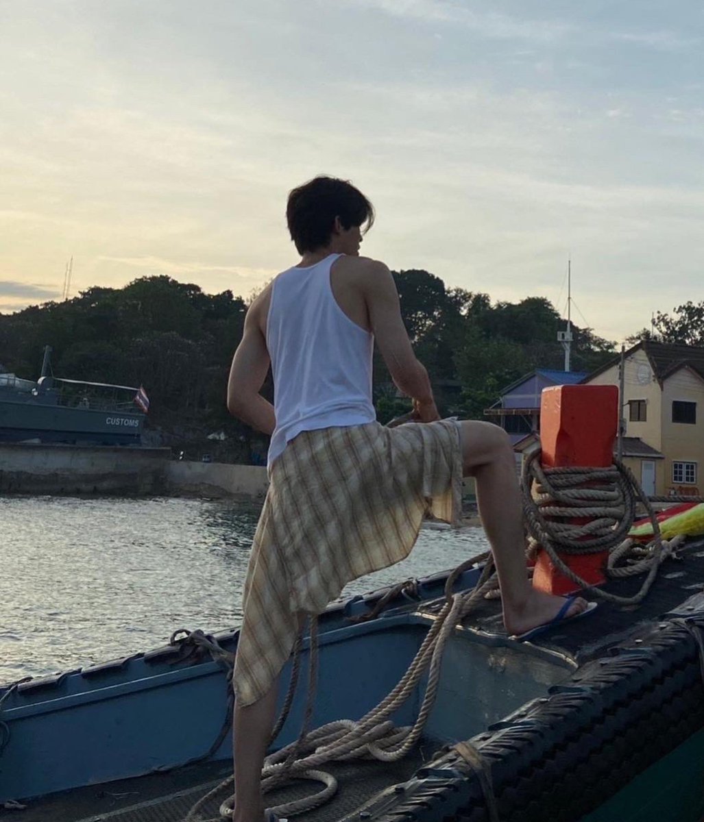 Supasarangs's tweet photo. ไอ้ปาล์มตราช้างดาว  สู่  นายปาล์มPrada https://t.co/DJvZkVXGu7