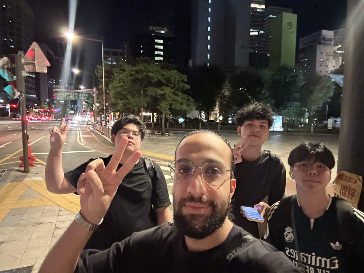 jaspal_j's tweet photo. 3 goats from Xipto and a peanut in Korea🇰🇷 #XIPup https://t.co/QB8gxfEega