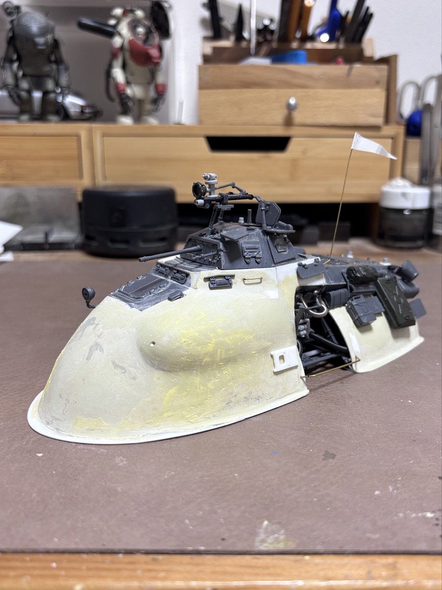 dropsfilm's tweet photo. 【サンドストーカーM】流用キット

・タミヤ1/35 Sdkfz232
・タミヤ1/35 クルップボクサー
・タミヤ1/35 T-62A
・タミヤ1/35 チャーチル
・タミヤ1/20 レーシングチーム
・タミヤ1/12 CB750F
・ユニオン1/15 Z1-R
・ハセガワ1/72 EZ8
・ハセガワ1/8 ルローヌ
・エアフィックス1/144 ホバークラフト https://t.co/a8D6RFl2GY
