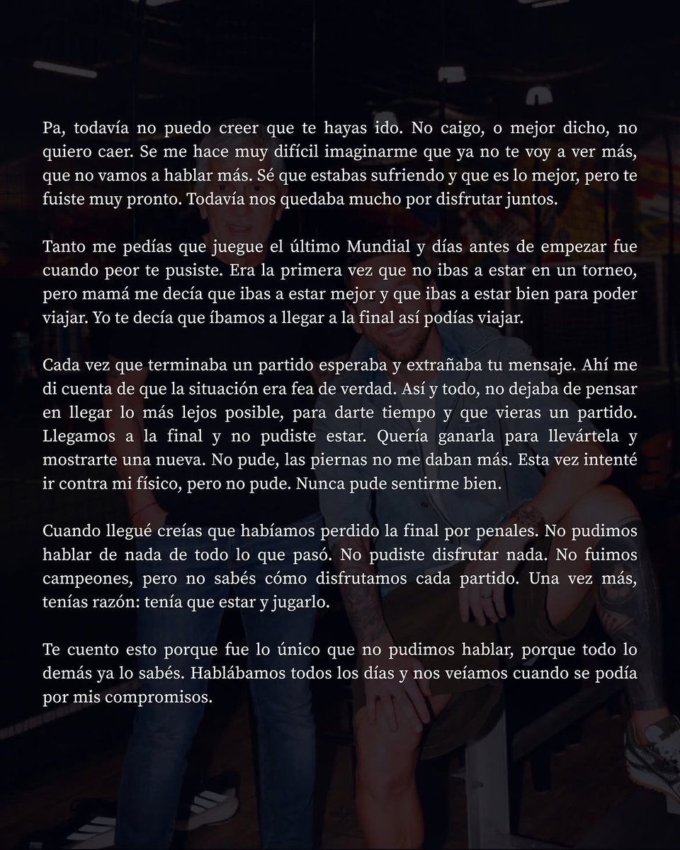 porqueTTarg's tweet photo. "¿Despedida?"

Por el mensaje que dejó Lionel Messi en la carta pública en la que recordó a su papá: "Yo solo jugaba al fútbol y ahora tengo bastantes dudas de que vaya a seguir haciéndolo por mucho tiempo más...". https://t.co/s6nekgvAFB