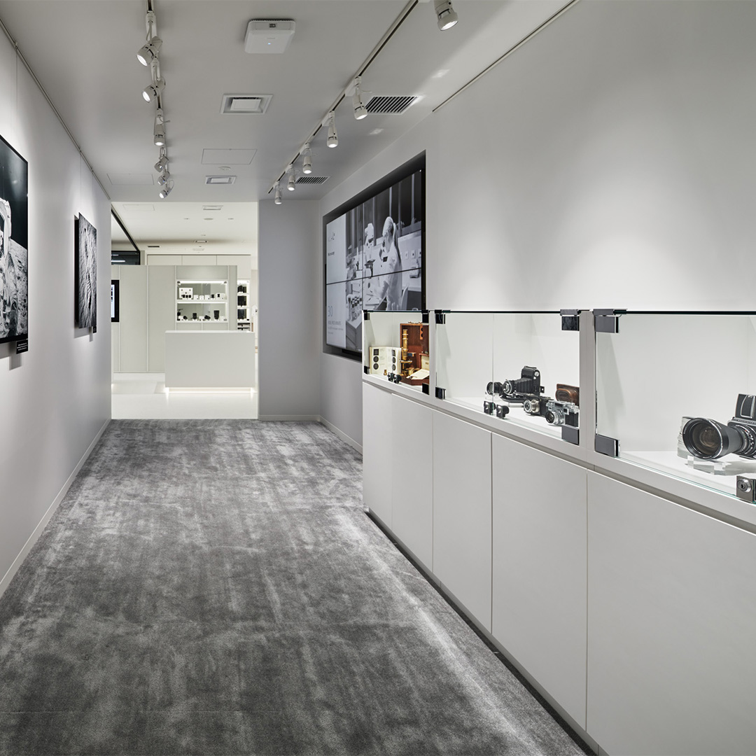 ZEISS_Group's tweet photo. A ZEISS Café in the heart of #Tokyo? ☕

In "Carl's Café" on the 5th floor of the headquarters of ZEISS Japan, employees can meet and enjoy a cup of coffee together. Since the establishment of the office in Japan in 1961, the site has evolved into a hub of ideas and innovations. https://t.co/DsjXXnnw3t