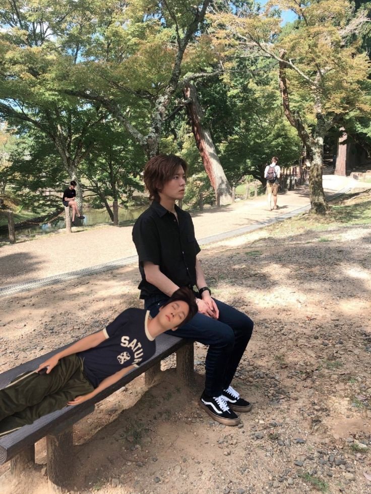 nananekonie's tweet photo. ถ้าจะลุก อย่าลืมปลุกน้องนะ https://t.co/YYaXMSP8qA