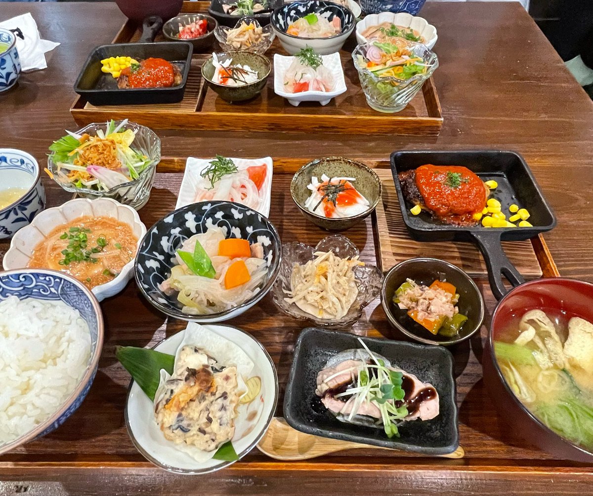 hmn8's tweet photo. 本日のランチ https://t.co/3ozMN2fSYR