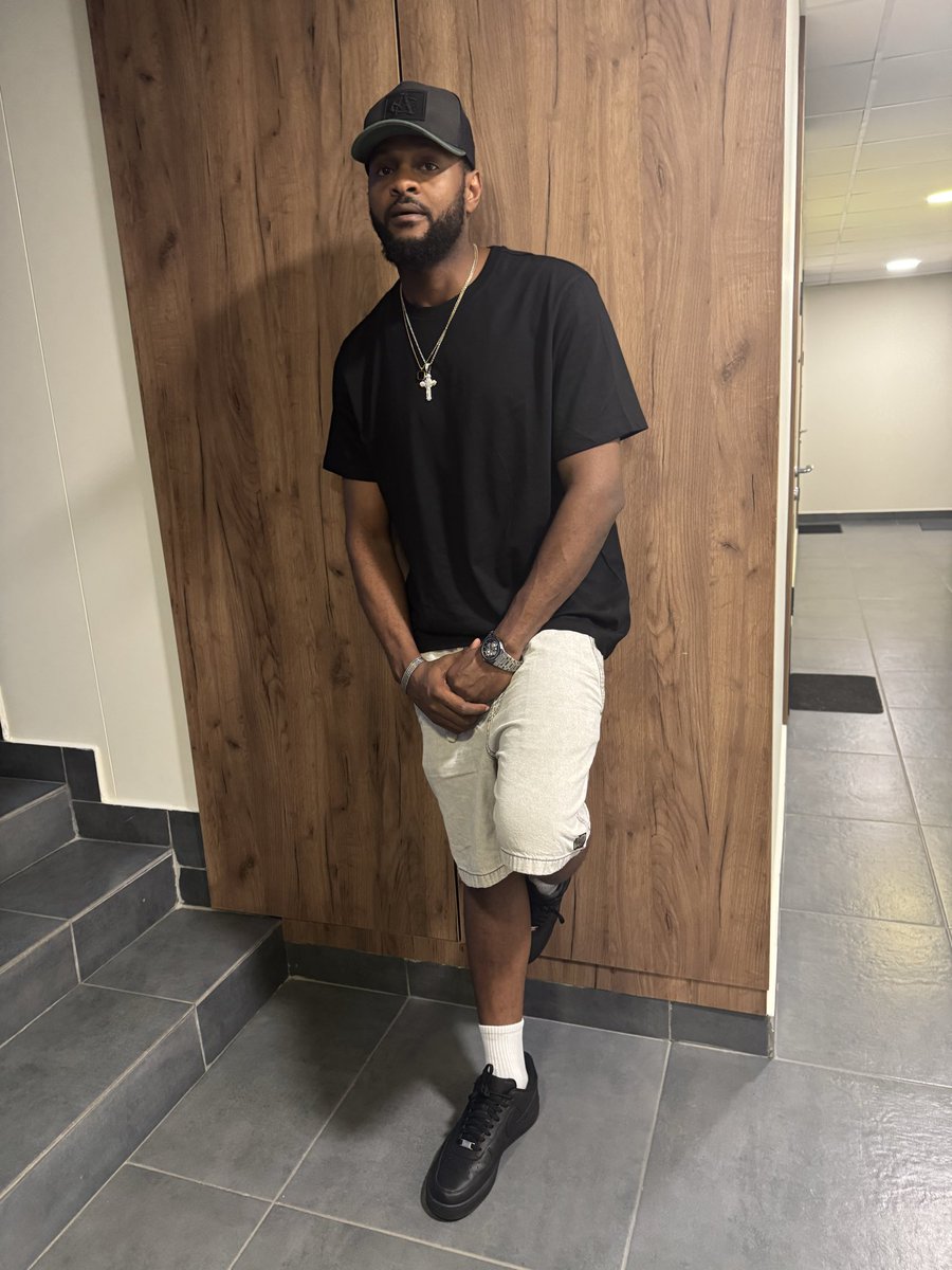 Limaontoby's tweet photo. https://t.co/b8dtYxGis7

https://t.co/dpm1P0oS4D

#ontobylele 
#kotd https://t.co/0usEqKaqY1