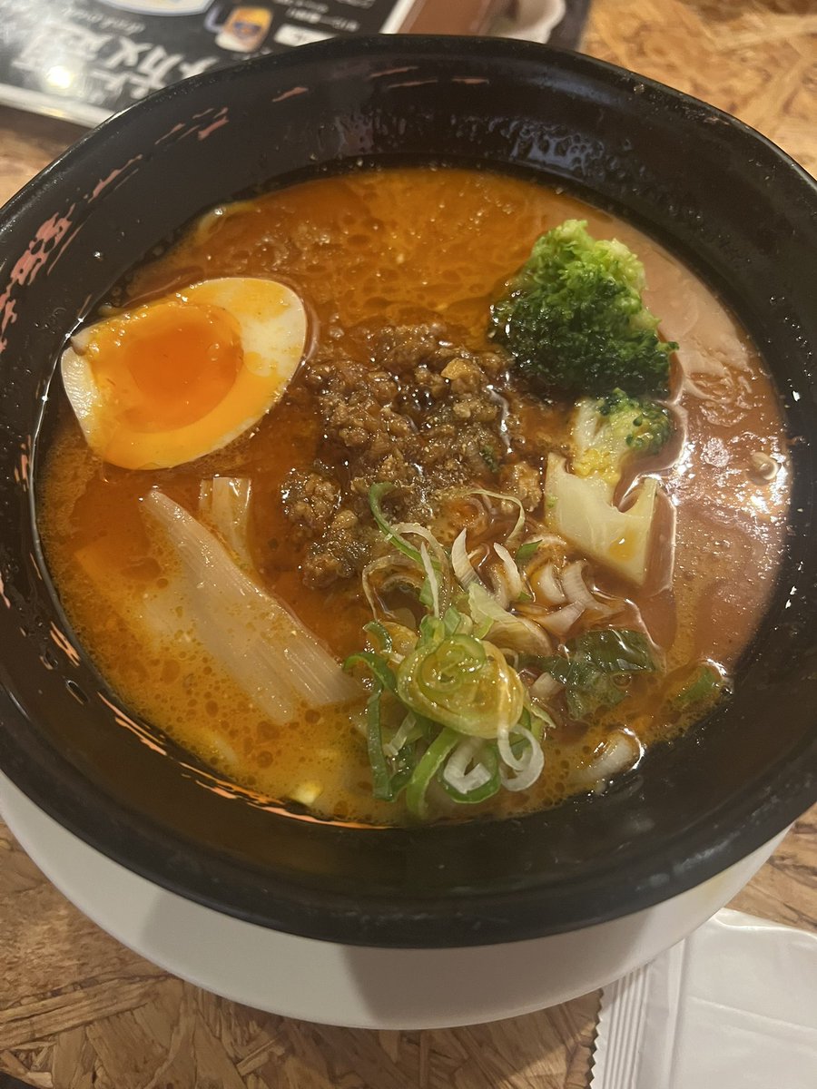 ichiichi96's tweet photo. 由利本荘市にこんな素敵な所があるなんて知らなかった😆👏
センコーさんお部屋の予約ありがとうございました！！
色々教えてもらえて勉強になった🥹ガンダムカードをたくさん楽しめた1日でした！！
その後は担々麺さんを囲む会🍻🍜
1日だけでもお盆休み気分を味わえて楽しかった😆 https://t.co/2vMKXF6IoG